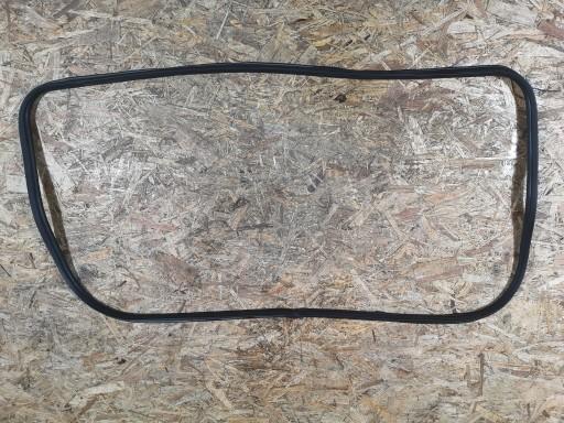 123 - Прокладка кришки багажника Chrysler 300 2015-