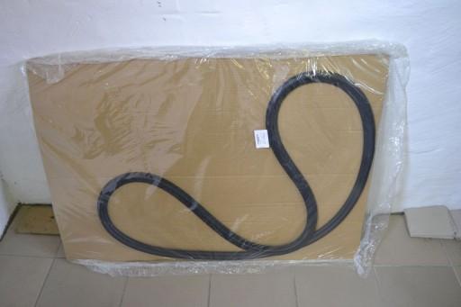 3G5827705E - Прокладка кришки багажника VW Passat B8 оригінал