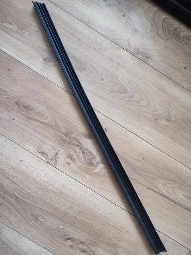 Уплотнитель внутренней накладки двери Пд A1767250365 W176 A-класс Mercedes