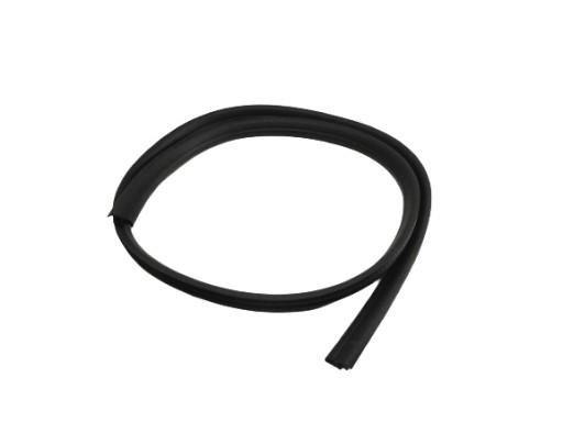 Прокладка задней двери FORD FOCUS MK3 1748755