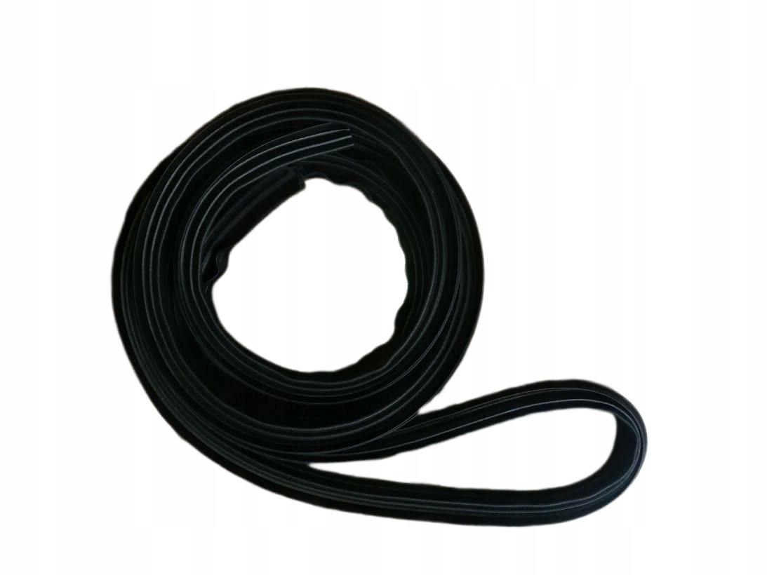 84681-82A10 - Ущільнення задніх дверей, кришки багажника Jimny 846