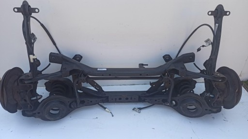 V40 ii belka задня підвіска 31406223