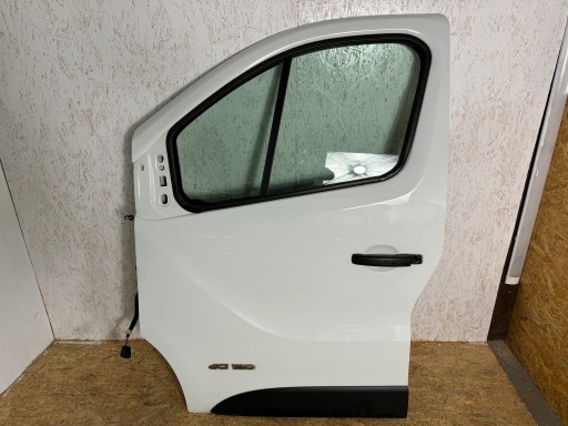 Vivaro trafic iii двері зліва передня dv369 дуже добре