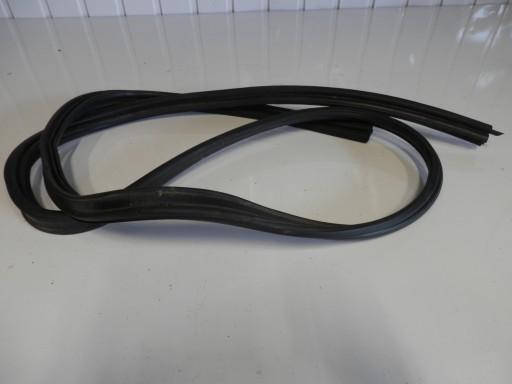 5C6837249-EU - VOLKSWAGEN JETTA VI ПРОКЛАДКА КРИШКИ БАГАЖНИКА