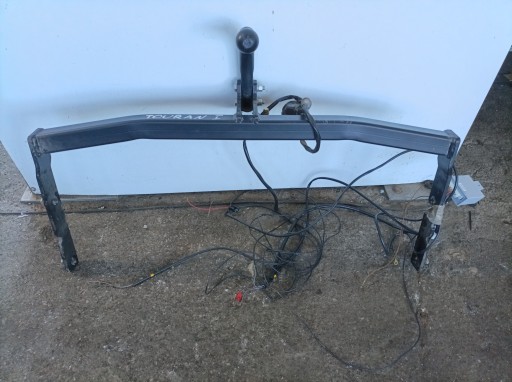 ФОЛЬКСВАГЕН ТУРАН БУКСИРОВОЧНЫЙ КРЮК