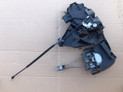 VOLVO S40 V50 замок двери передний левый 30799309