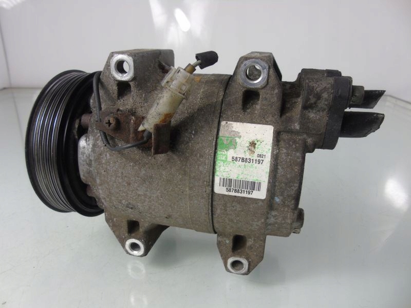 8708581 - VOLVO S60 і LIFT 2.4 D5 Кондиціонер V70