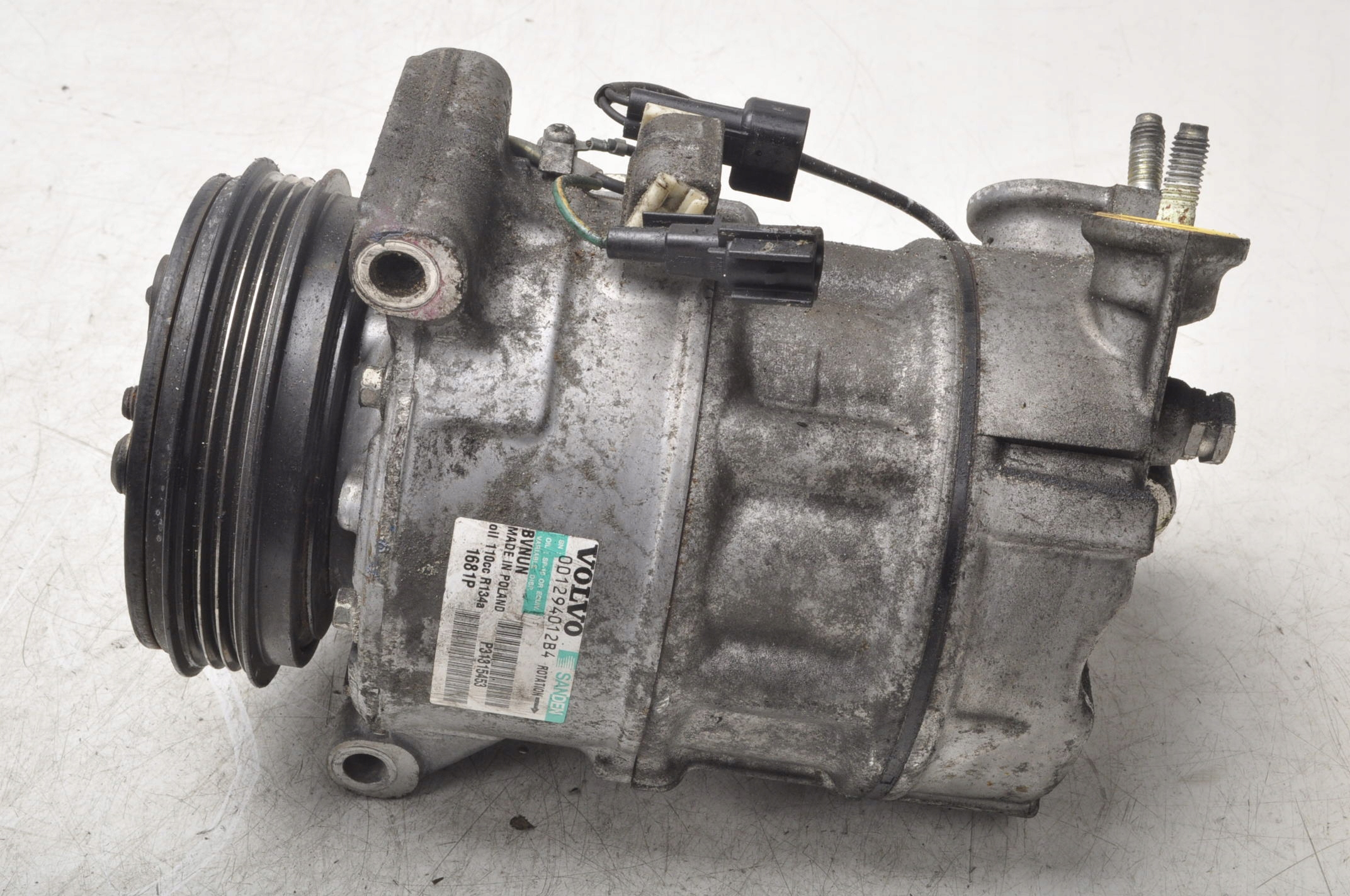 Компрессор кондиционера VOLVO S60 II D5 31315453