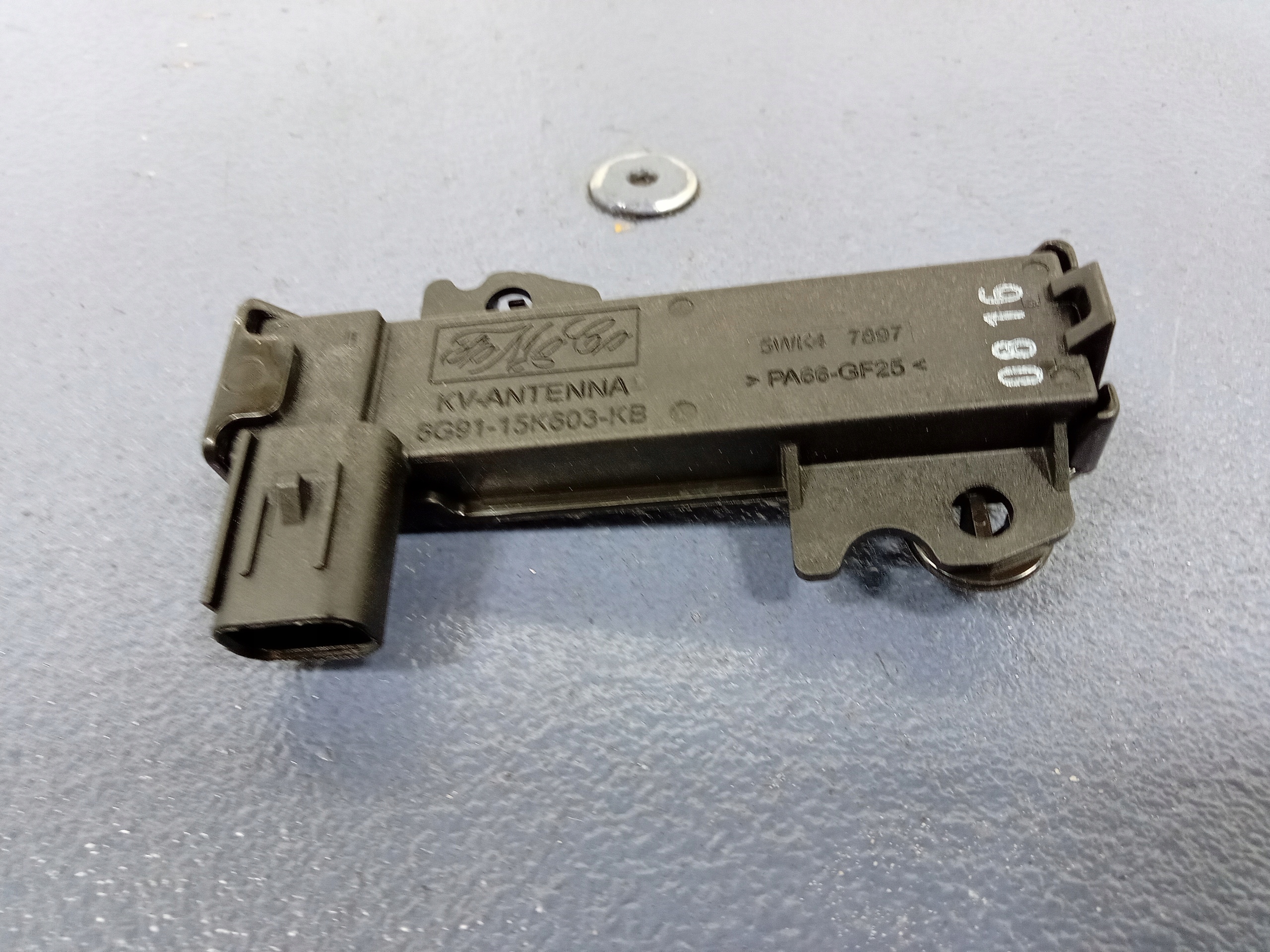 VOLVO S60 II V60 XC60 антена KEYLESS 30667866