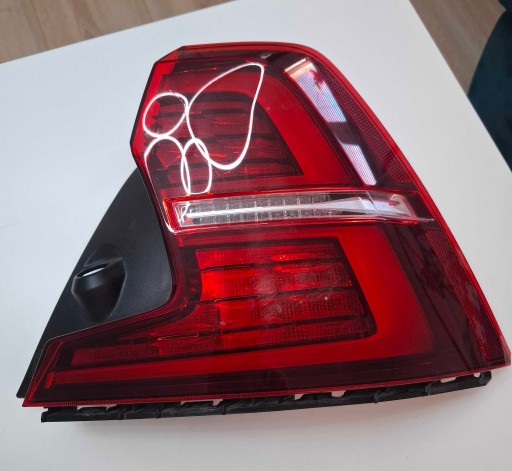 77334 31689680, - Volvo S60 III лампа правой задний светодиод 2019 - США - 31689682