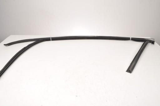 VOLVO S60 V60 CC прокладка дверей ліва передня