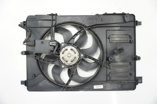 VOLVO V40 II вентилятор радіатора 2.0 D2 31686809