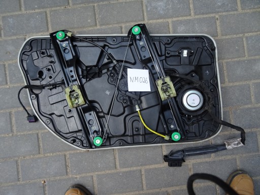 31276215 - Модуль боковой двери VOLVO V40 II МЕХАНИЗМ ОКОННОГО РЕГУЛЯТОРА ЛЕВЫЙ 964290-102