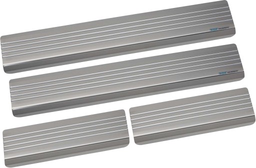 VOLVO V50 2004-2012 рр. Оборки бічних панелей дверей