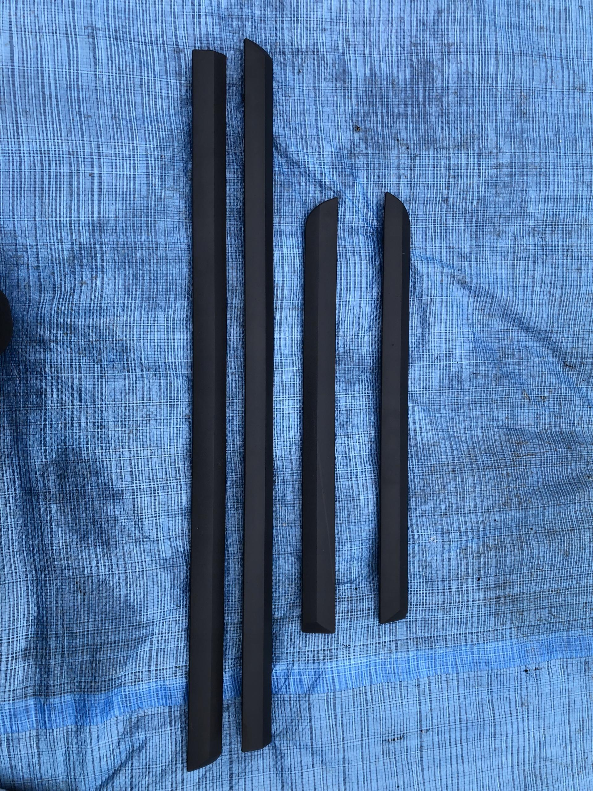 30661449 30661450 - VOLVO V50 дверні молдинги комплект 30661447 30661448