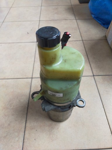 VOLVO V50 S40 C30 C70 насос гідропідсилювача