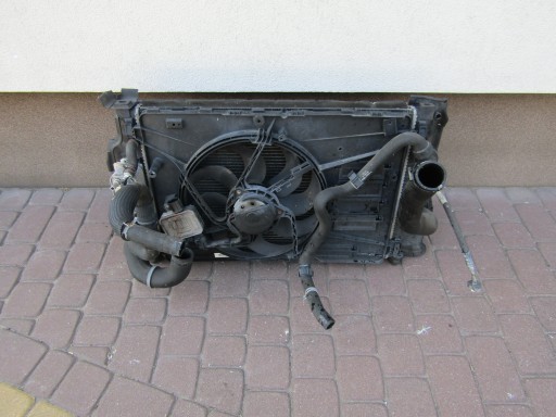 Комплект радіатора volvo v60 і s60 1.6 tdci 10-17