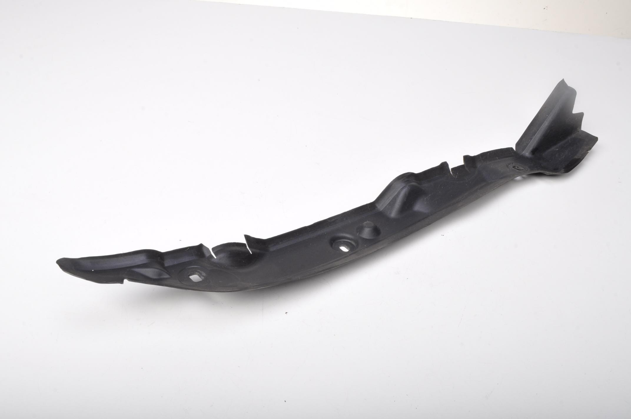 VOLVO V60 II звукоизоляция крыла 32244537 левый