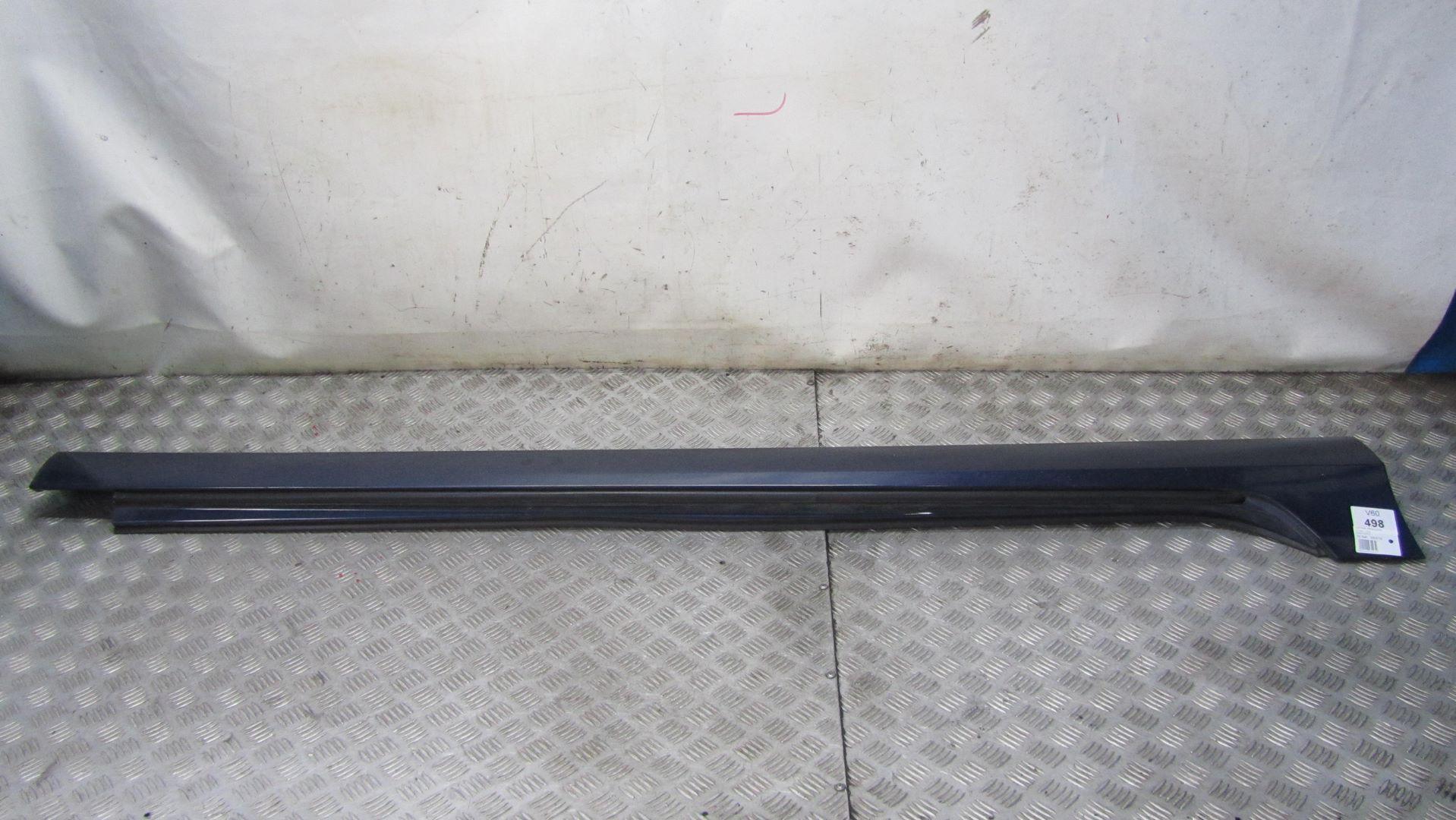 VOLVO V60 педаль порога правая 498-46 10-13 18