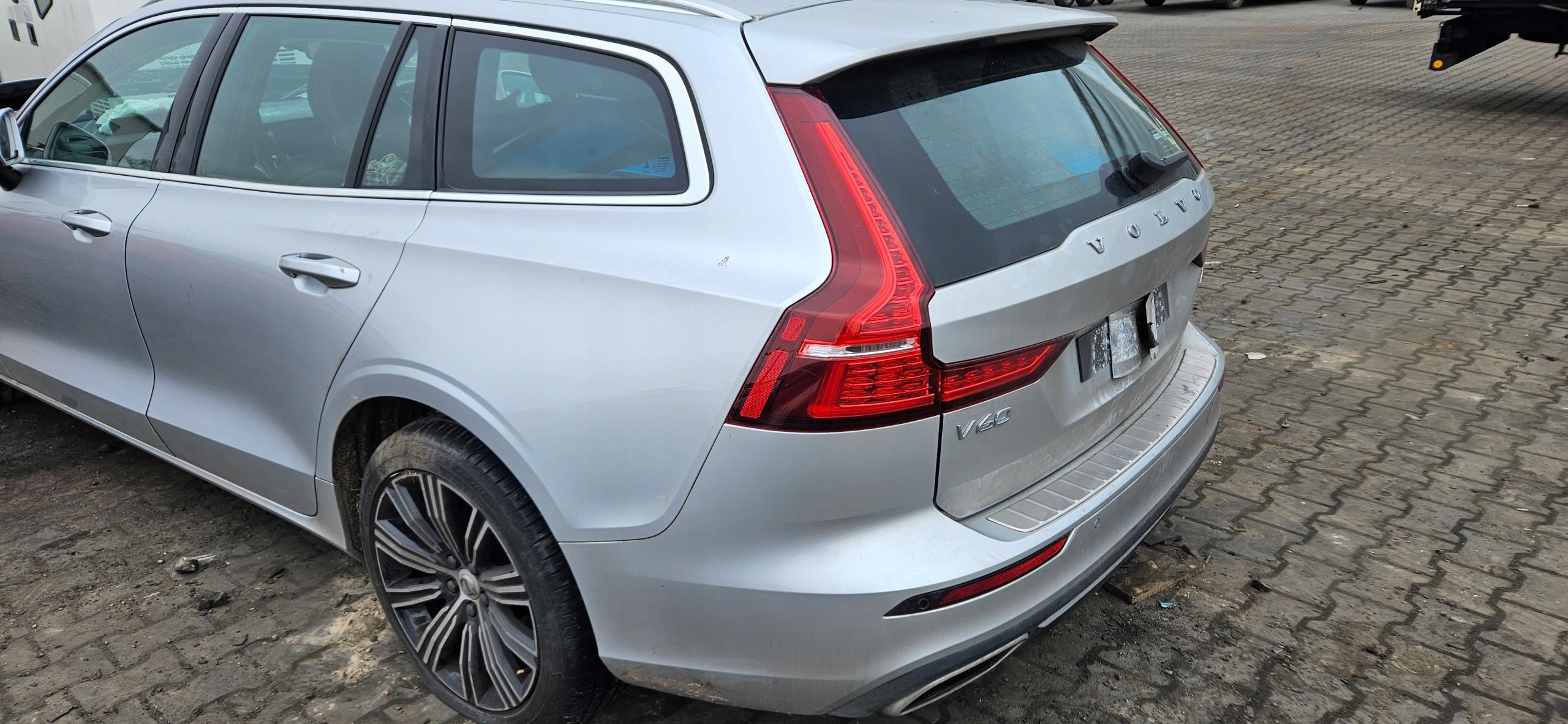 VOLVO V60 задний ремень четверть левая правая крыша зад