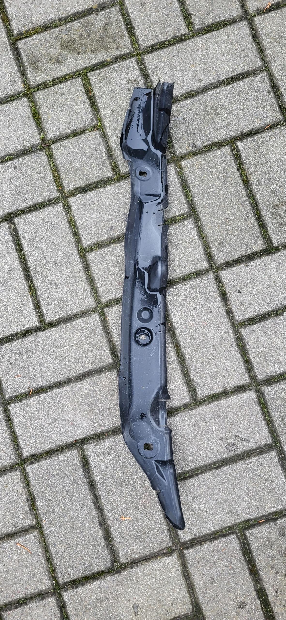 32244538 - VOLVO V60 S60 звукоізоляція крила праве