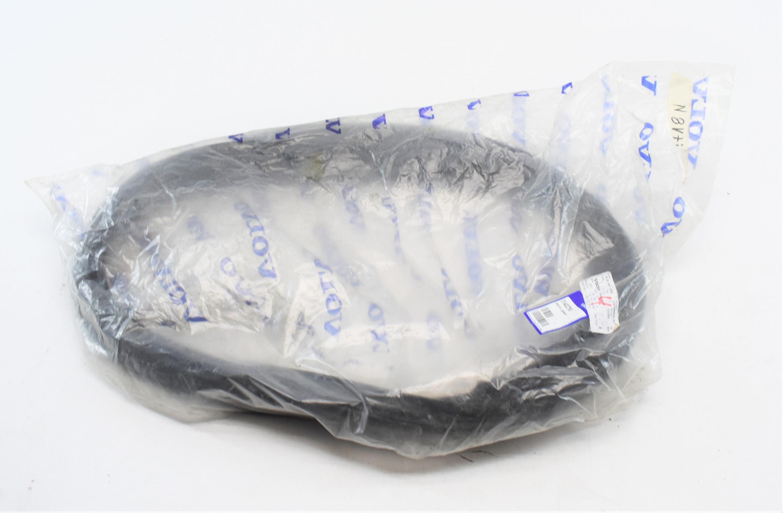 31402765 - VOLVO V60 прокладка кузова закрилка org Нова