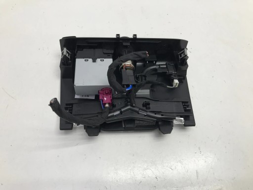 32375814 - VOLVO XC 40 XC40 2023 РАЗЪЕМ USB ТИП C РАЗЪЕМ 12V 32275533