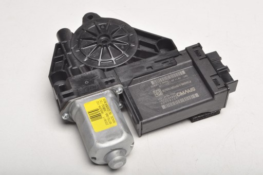 VOLVO XC40 2018-ЛОБОВОЕ СТЕКЛО ДВИГАТЕЛЯ ЛЕВЫЙ ЗАДНИЙ 32283266 966264-102