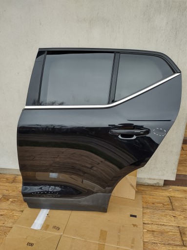 Volvo xc40 21r задні двері 717