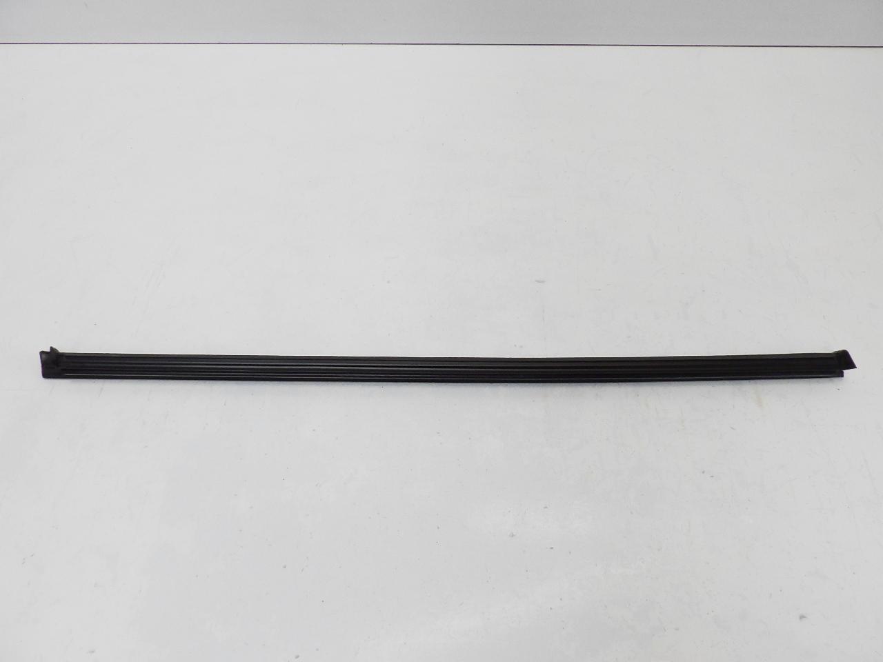 31864622 - VOLVO XC40 II 2021 ПЕРЕДНИЙ ЛЕВЫЙ СКРЕБОК