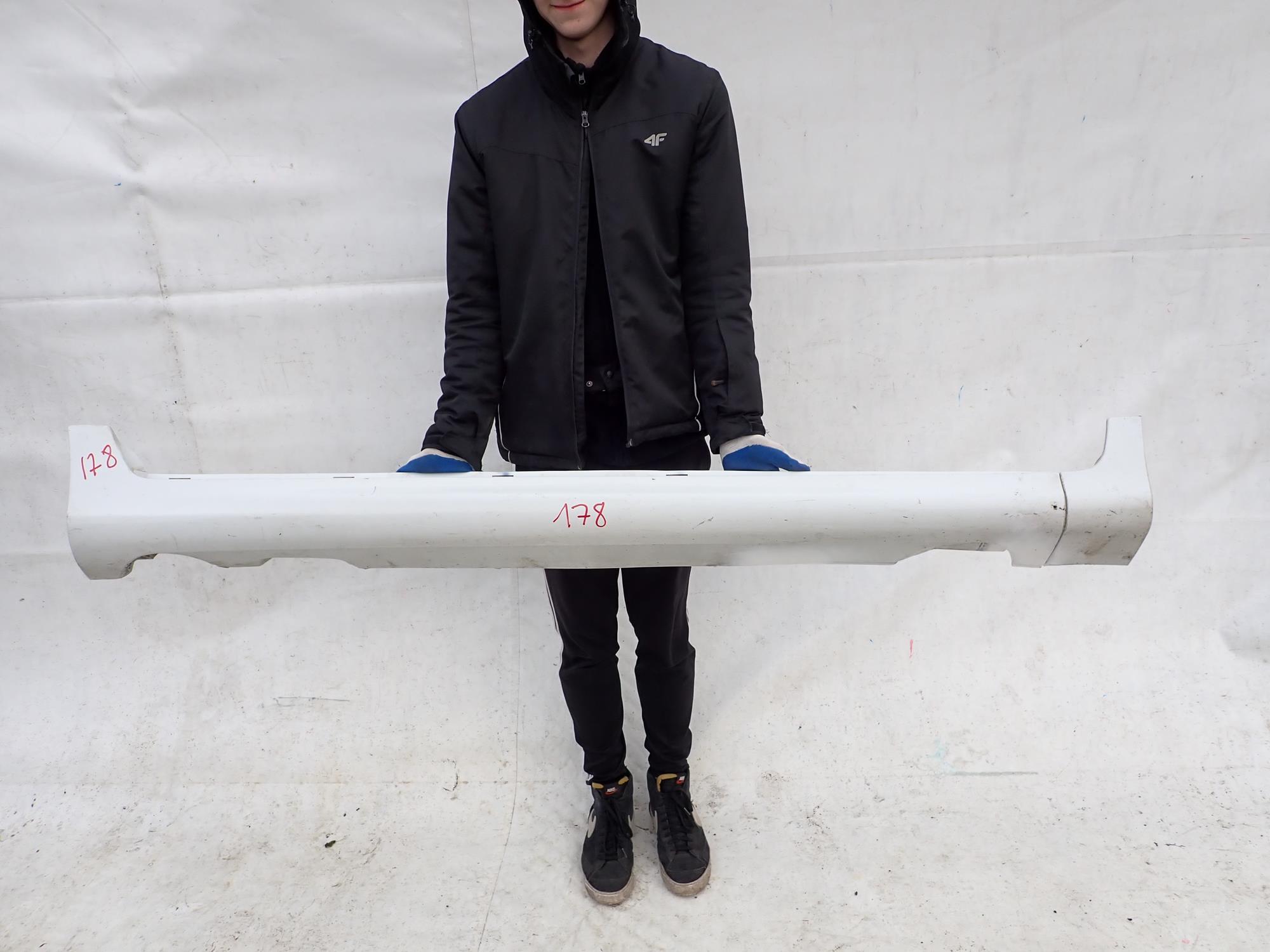 39819628 - VOLVO XC60 І 1 LIFT 13-17 ПЕДАЛЬ ПОРОГА ПРАВА