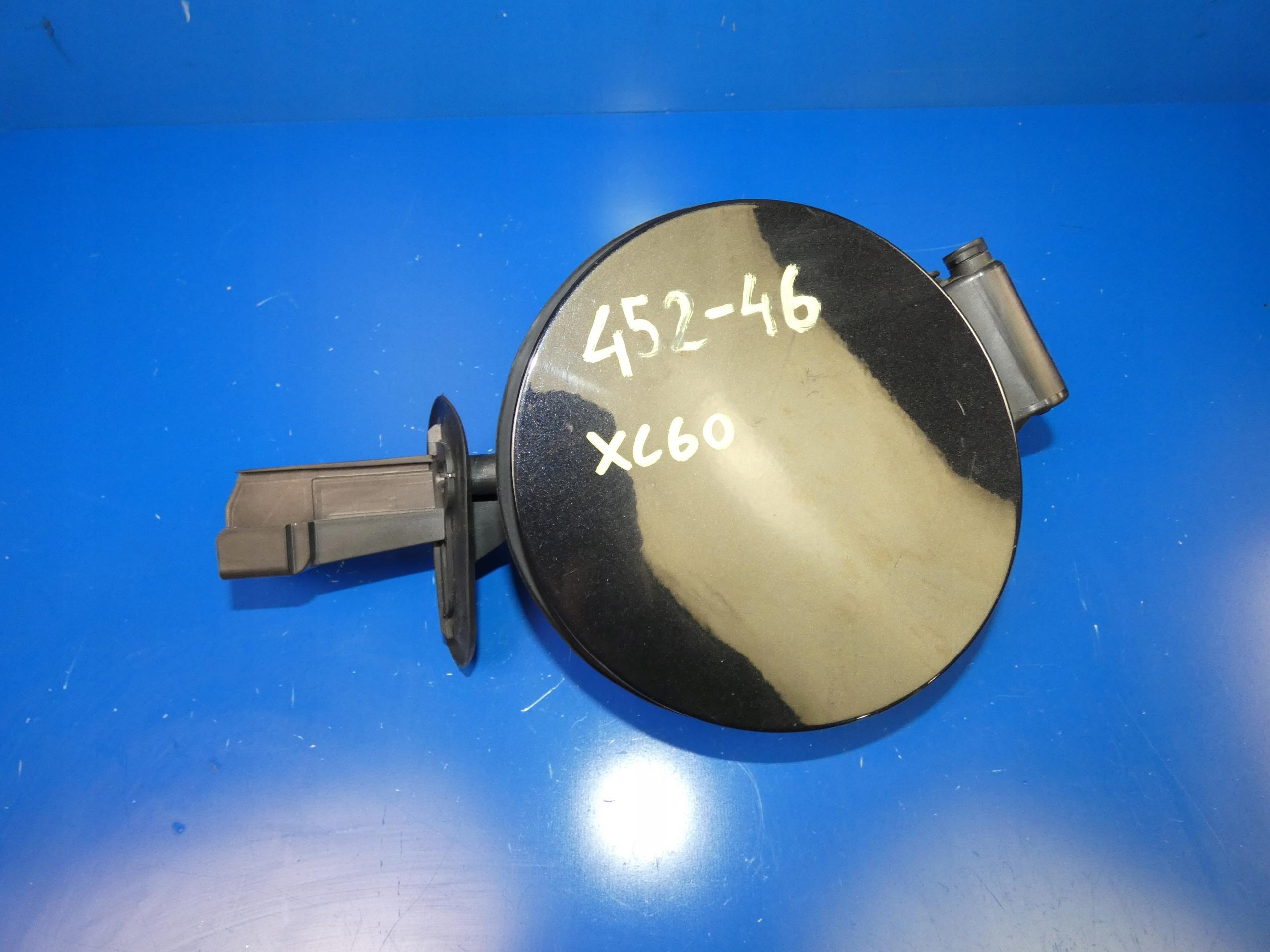 VOLVO XC60 И КРЫШКА ТОПЛИВНОГО БАКА ПЕТЛЯ КРЫШКА 452-