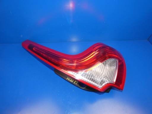 XC60PT - Volvo XC60 та лампа правого заднього закону