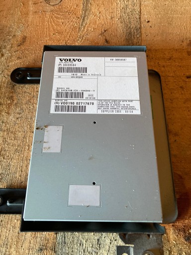 VOLVO XC60 и S60 II V60 усилитель радио 30659584