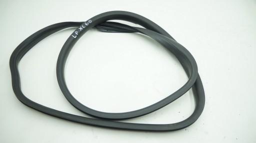 VOLVO XC60 І ПРОКЛАДКА КУЗОВА ЛІВА ПЕРЕДНЯ ЛІВА