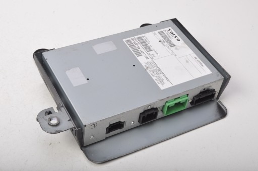 VOLVO XC60 и усилитель радио P30659584