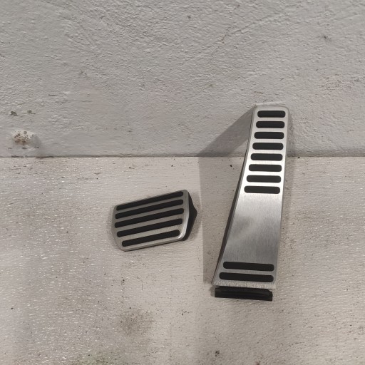 НАКЛАДКИ НА ПЕДАЛИ VOLVO XC60 II 2022 R-DESIGN