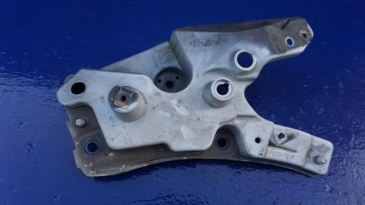 32288928 - VOLVO XC60 II - КРОНШТЕЙН КРОНШТЕЙН КРІПЛЕННЯ КРИЛА