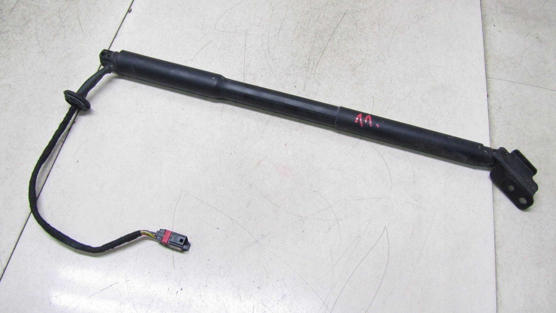 VOLVO XC60 ПРИВІД ЗАКРИЛКА ПРАВИЙ 13-11