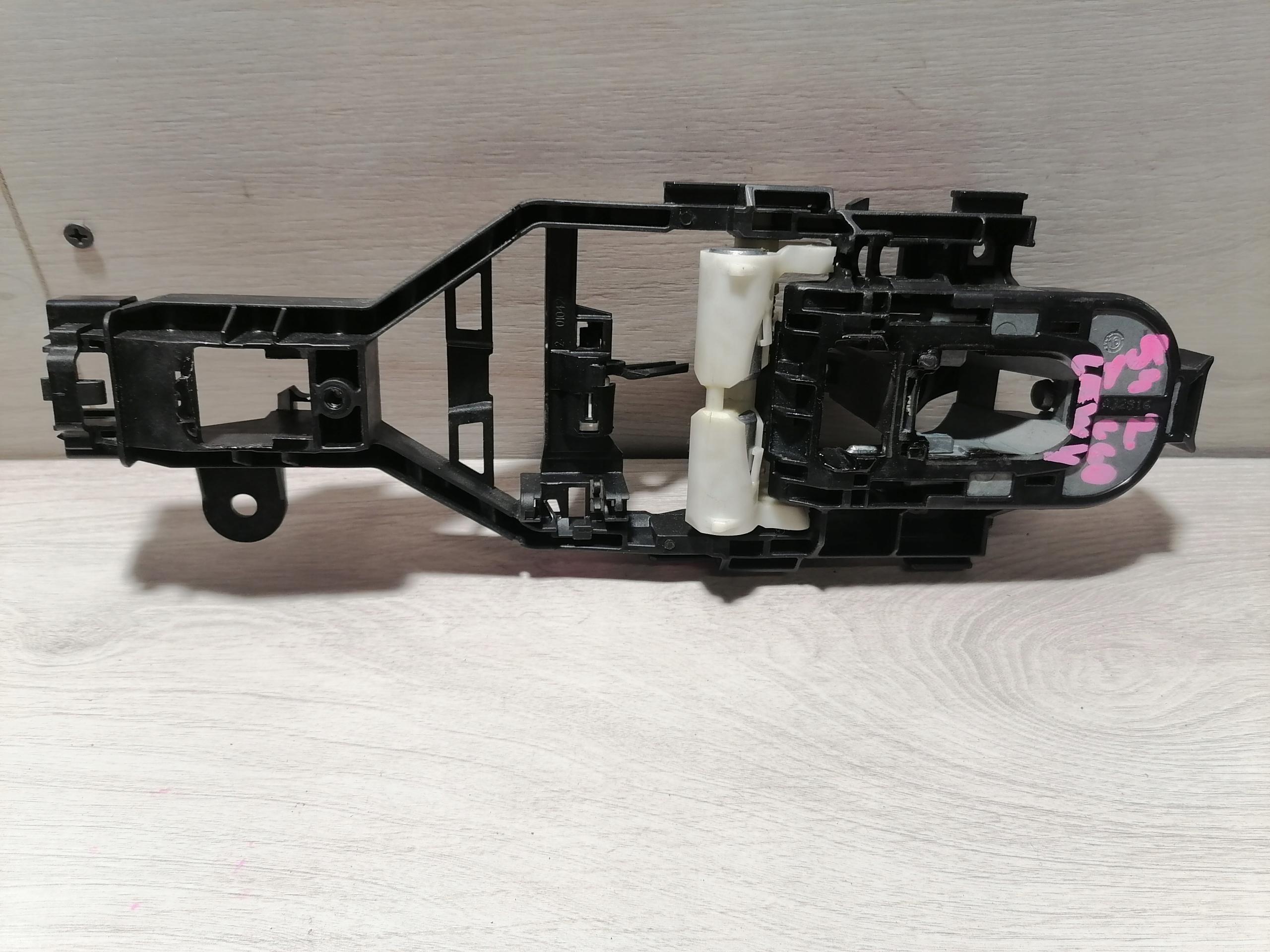 VOLVO XC60 XC90 БАЗА ЛЕВАЯ ПЕРЕДНЯЯ - 31378250