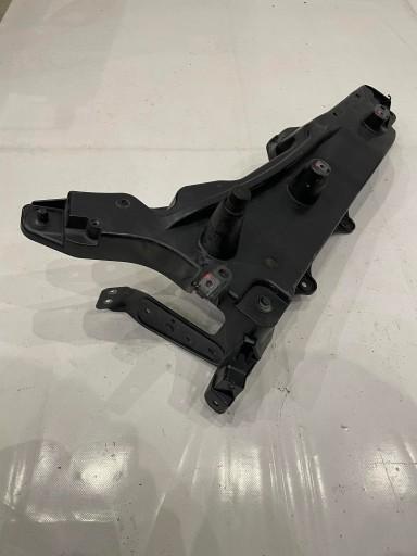 31391777 - VOLVO XC90 II КРОНШТЕЙН КРЕПЛЕНИЕ КРЫЛА ЛЕВОЕ