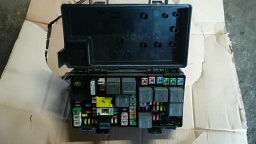 VOYAGER LANCIA 2.8 CRD 08-17R БЛОК ПРЕДОХРАНИТЕЛЕЙ