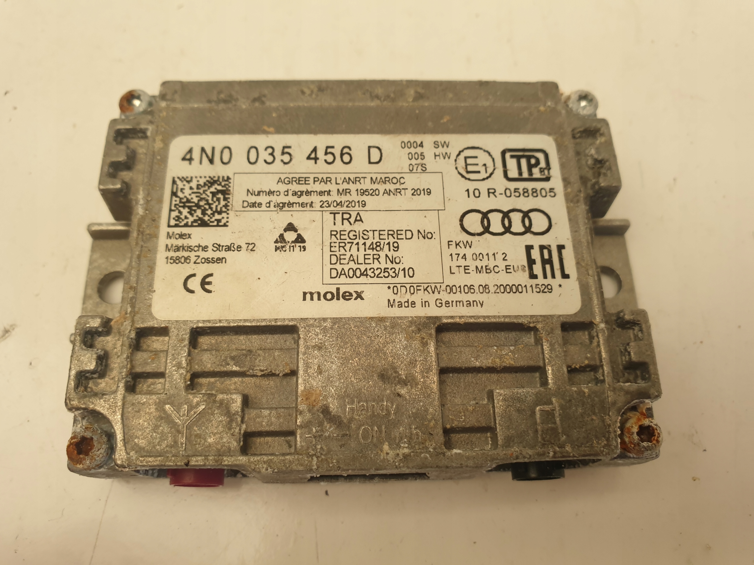 VW AUDI 4H0035456 АНТЕННИЙ ПІДСИЛЮВАЧ