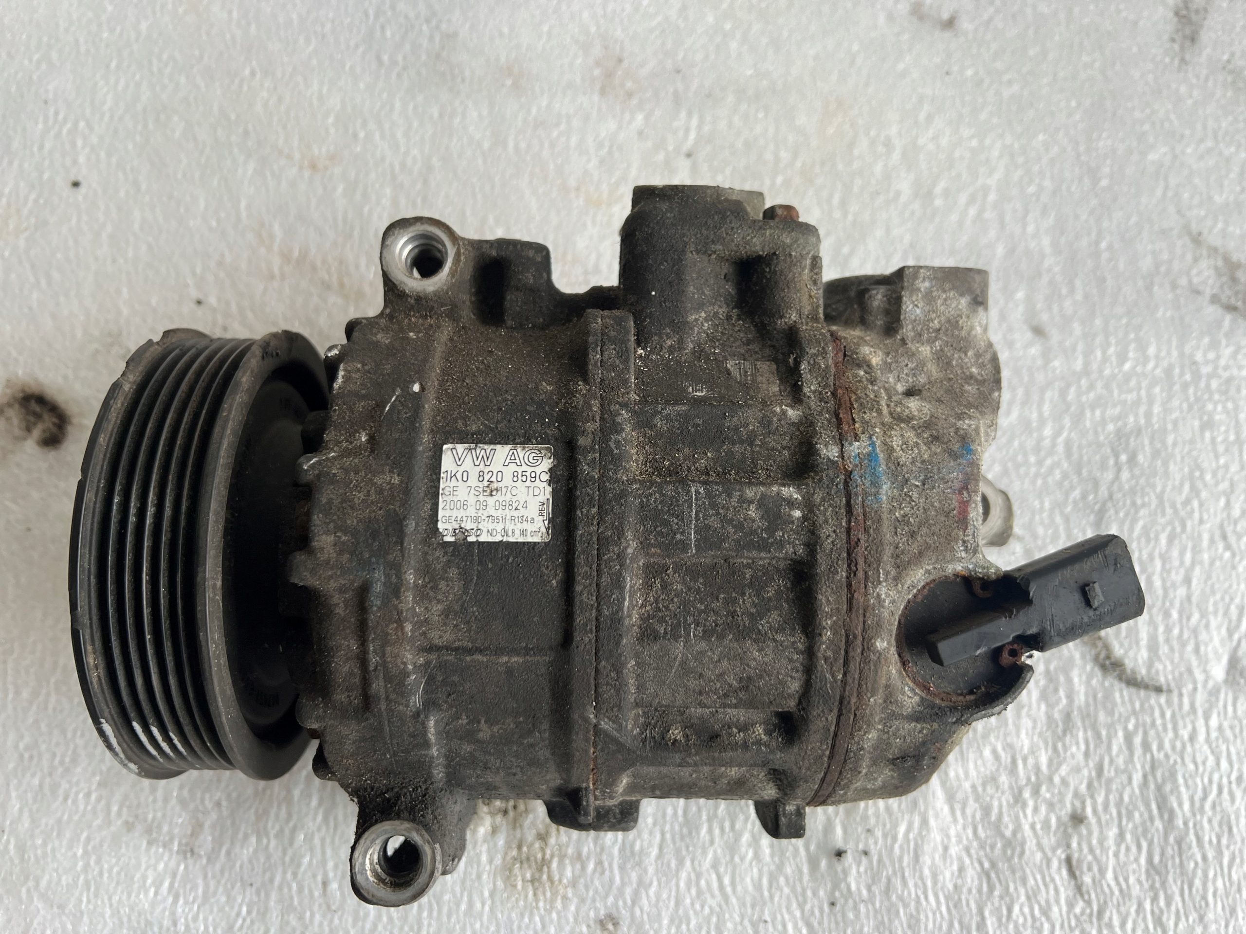 1K0820859C - Вв Ауді А3 8П 1.6 фси компресор Клими 1к0820859к