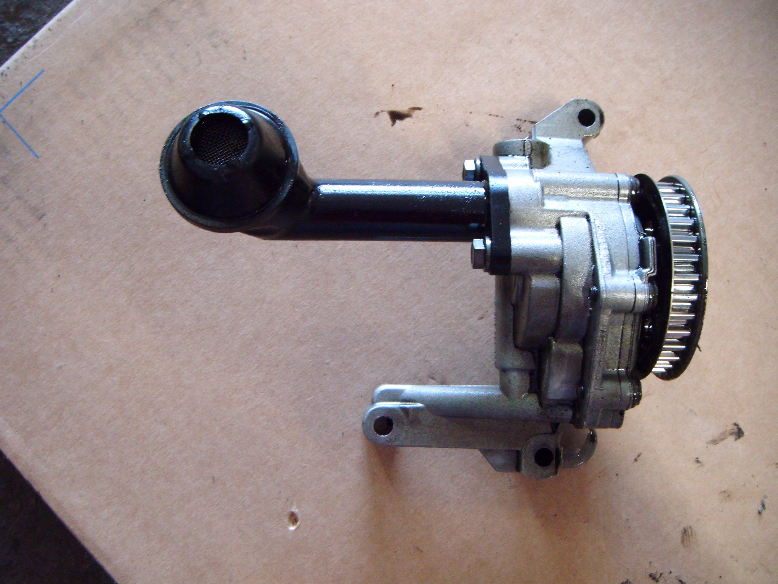 1.6TDI - VW AUDI SKODA 1.6 TDI МАСЛЯНИЙ НАСОС 03L115105B