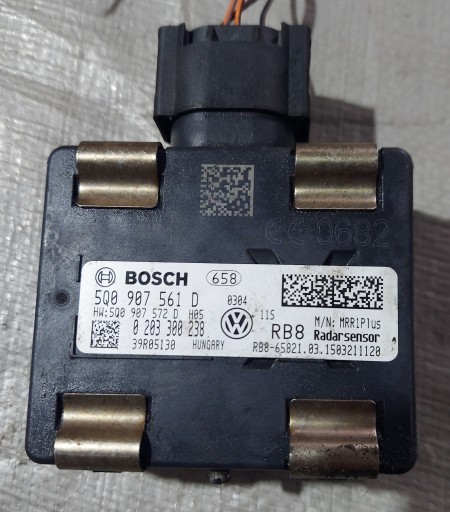 Radar sensor 5Q0907561D - VW AUDI SKODA SEAT RADAR SENSOR DISTRONIC 5Q0907561D