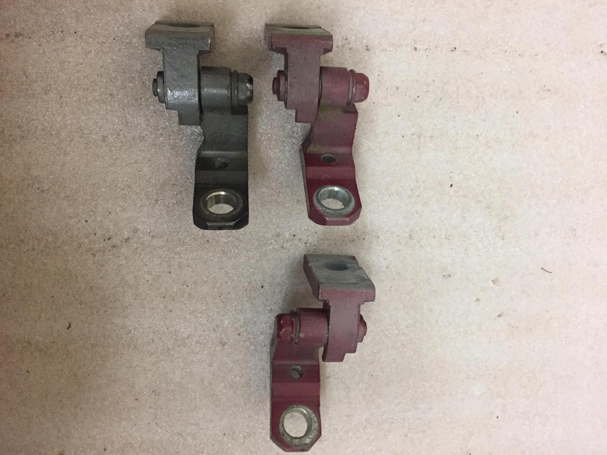 VW CADDY ДВЕРНА ПЕТЛЯ 2K5831402 2K5831401