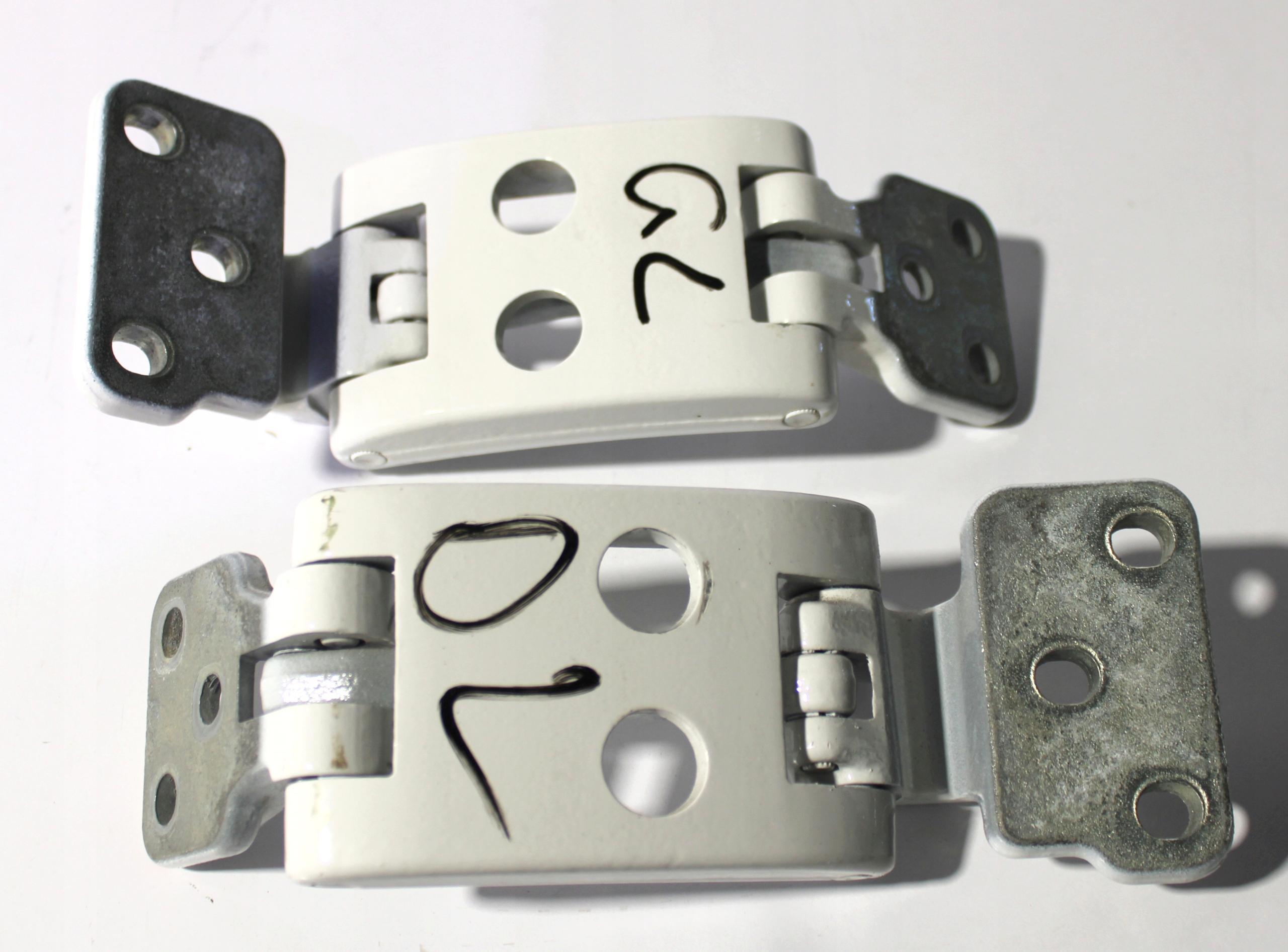 VW CRAFTER II MAN TGE ПЕТЛІ ЛІВОЇ ЗАДНЬОЇ ДВЕРІ