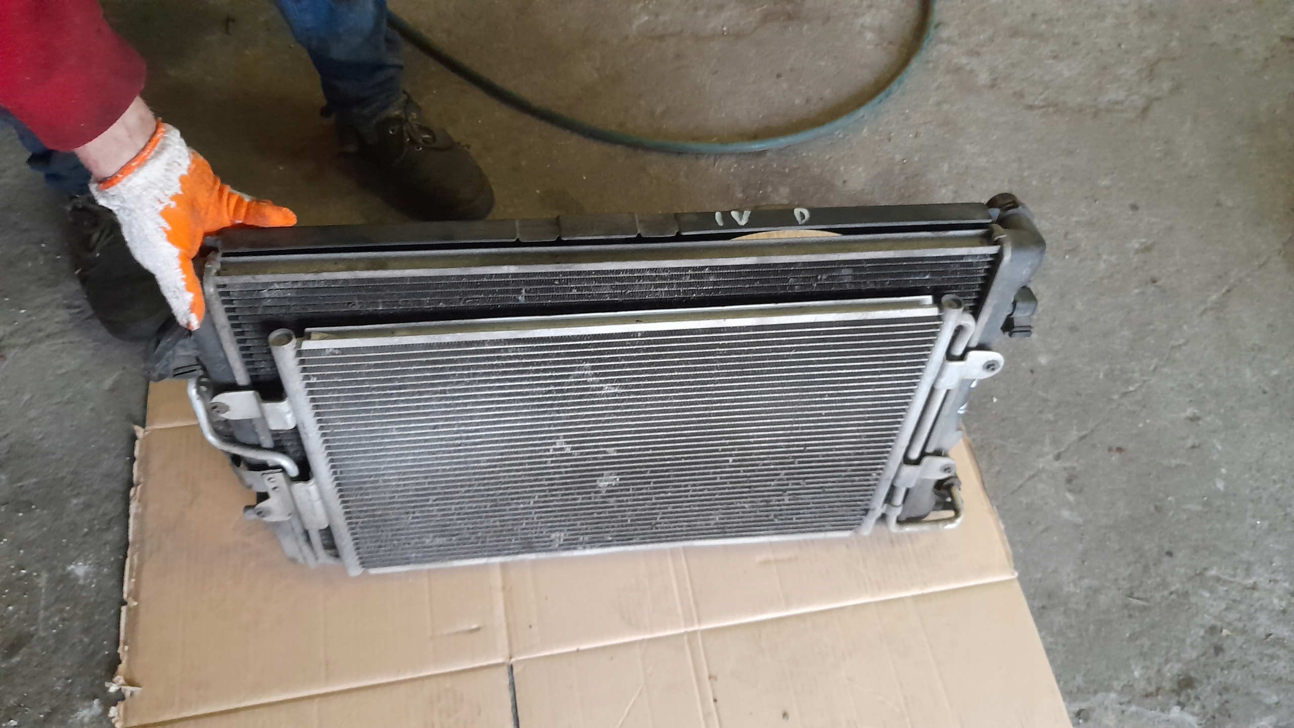 VW GOLF 4 РАДІАТОР ПОВНИЙ КОМПЛЕКТ ВЕНТИЛЯТОРИ 1,9 TDI