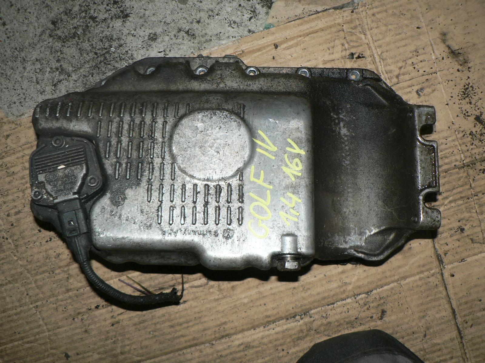 1,4 - VW GOLF IV 1.4 16V МАСЛЯНЫЙ ПОДДОН